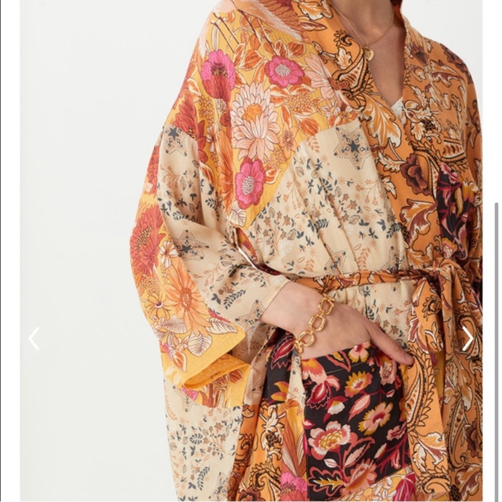 Spell and the gypsy collective renew kimono
